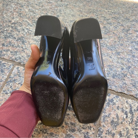 LV BLACK PATENT LEATHER MADELEINE PUMPS SZ 36.5 - Picture 4 of 5